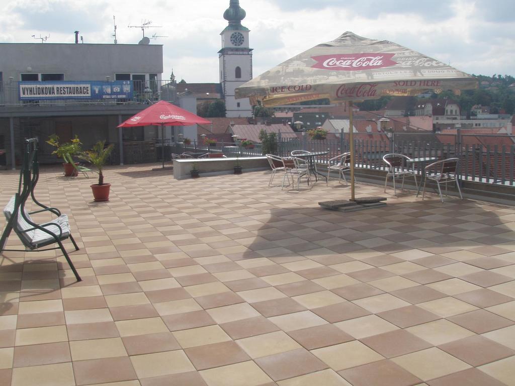 Zlaty Kriz Hotel Trebic Exterior photo